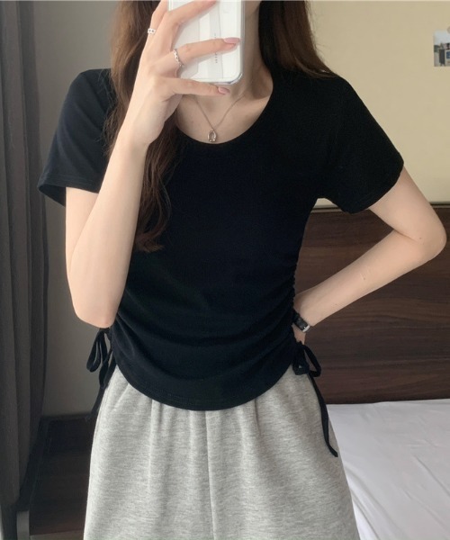 roomy(ルーミー)の「サイドドロストリングTシャツ(Tシャツ/カットソー・レディース・グレー/オフホワイト/ブラック・FREE)」の7枚目の写真