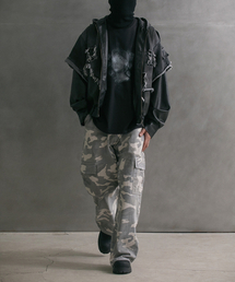 THUMB（ダム）の「Camo wide cargo pants white（その他パンツ）」