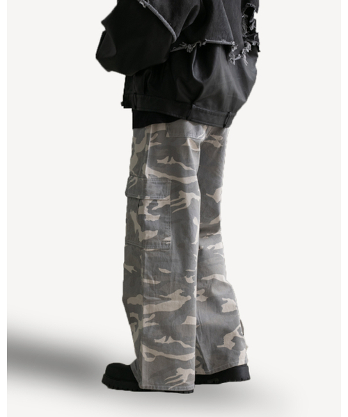 THUMB(ダム)の「Camo wide cargo pants white(その他パンツ・メンズ・その他・0/1/2/3)」の5枚目の写真