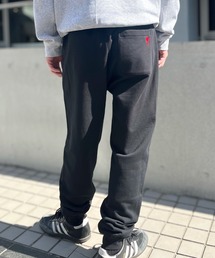 yield（イールド）の「【AMI PARIS】アミ パリス アミパリ スモールA ハート スウェットパンツ（スウェットパンツ）」