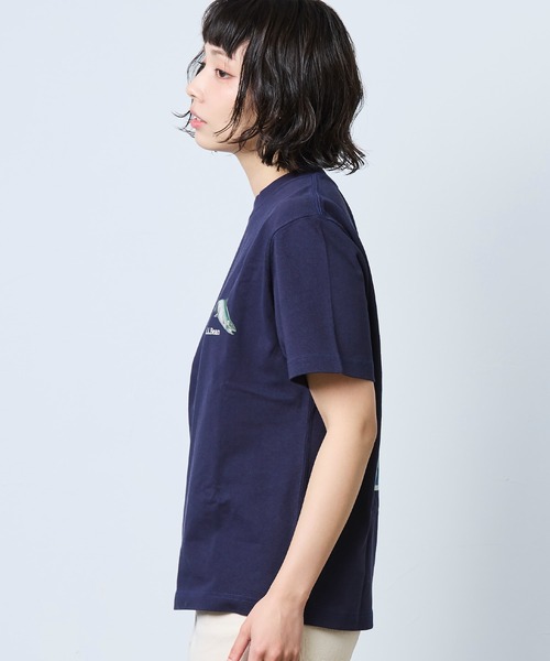 L.L.Bean(エルエルビーン)の「【JAPAN EDITION】ビーンズ 1980 ショートスリーブ・カタログ・トラウト・ティ(Tシャツ/カットソー・レディース・ブルーグリーン/ライトグレー/パープル/ネイビー・MEDIUM)」の22枚目の写真