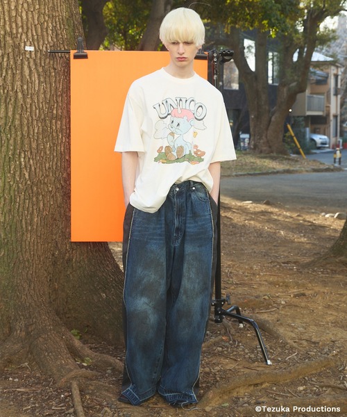 MAISON SPECIAL（メゾンスペシャル）の「《UNISEX》【TEZUKA CHARACTERS for MAISON SPECIAL】- UNICO - Prime-Over Crew Neck Graphic T-Shirt/- ユニコ - プライムオーバークルーネックグラフィックTシャツ【MAISON SPECIAL/メゾンスペシャル】（Tシャツ/カットソー・メンズ・ホワイト/ブラック・0/2/1）」の3枚目の写真