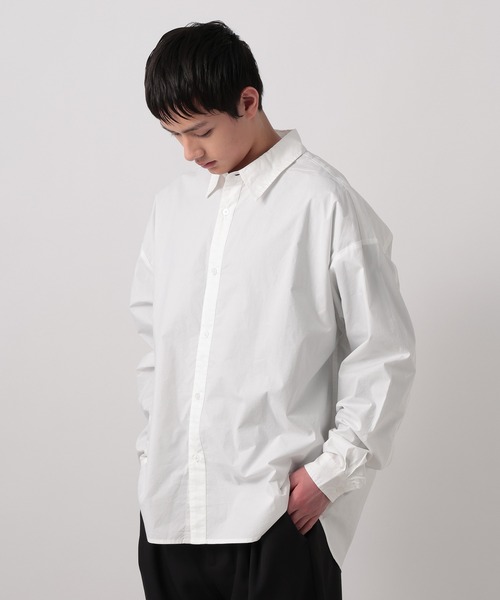 BAYFLOW(ベイフロー)の「【WEB限定】ベーシックルーズカラーシャツ / オーバーサイズ / レギュラーシャツ(シャツ/ブラウス・メンズ・チャコールグレー/ブルー/グレイッシュベージュ/ホワイト/ストライプ・SMALL/MEDIUM/LARGE)」の2枚目の写真