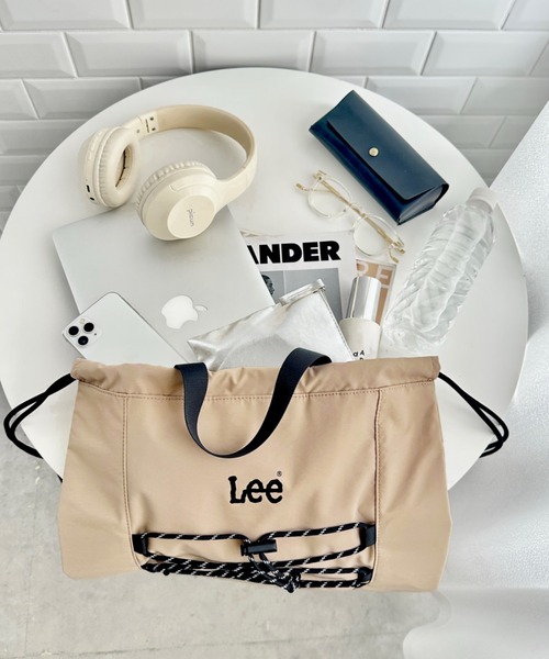 Lee(リー)の「Lee/ドローコード ナップサック/A4対応/軽量/バックパック/ユニセックス(バックパック/リュック・レディース・ライトベージュ/ライトグレー/ブラック・FREE)」の16枚目の写真
