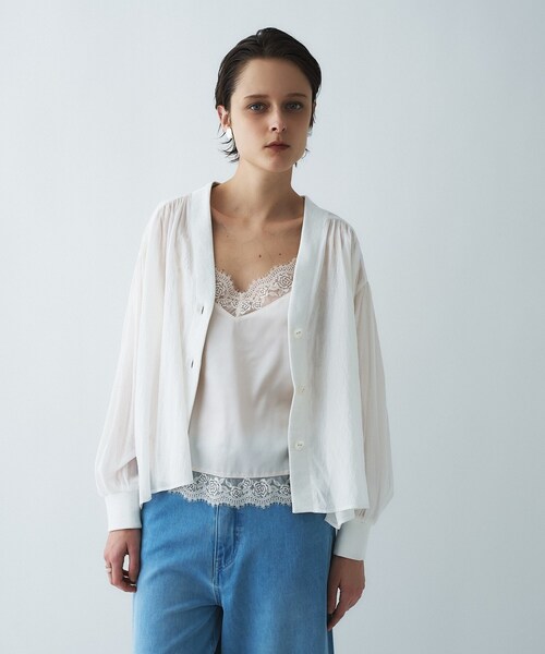 cloenc（クロエンス）の「【セットアップ／手洗い可】スキッパーシアーブラウス（シャツ/ブラウス・レディース・サックスブルー/ブラック/ホワイト・02）」の6枚目の写真