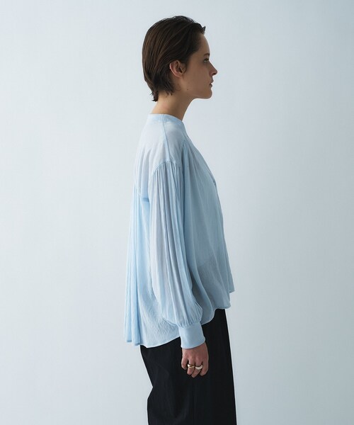 cloenc（クロエンス）の「【セットアップ／手洗い可】スキッパーシアーブラウス（シャツ/ブラウス・レディース・サックスブルー/ブラック/ホワイト・02）」の17枚目の写真