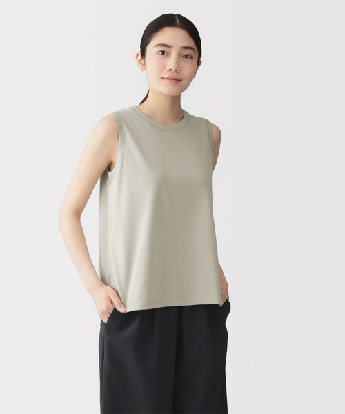 無印良品(ムジルシリョウヒン)の「婦人 UVカット吸汗速乾スリーブレスTシャツ(Tシャツ/カットソー・レディース・サンドベージュ/オフホワイト/ライトブルー/ブラック・S/M/L/XL)」の3枚目の写真