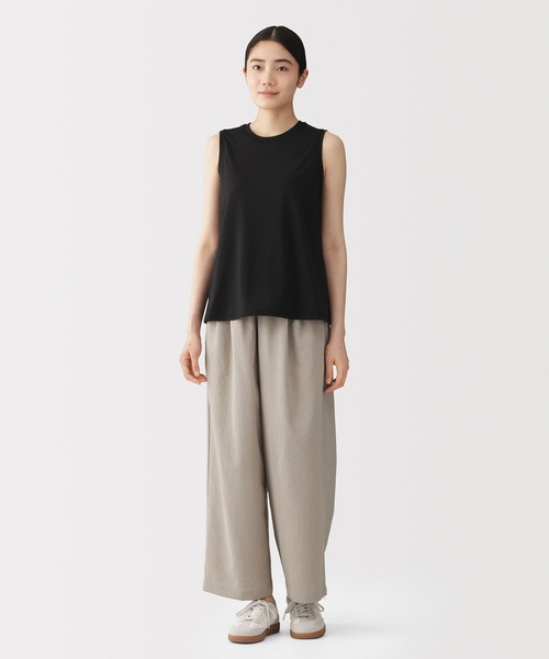 無印良品(ムジルシリョウヒン)の「婦人 UVカット吸汗速乾スリーブレスTシャツ(Tシャツ/カットソー・レディース・サンドベージュ/オフホワイト/ライトブルー/ブラック・S/M/L/XL)」の12枚目の写真