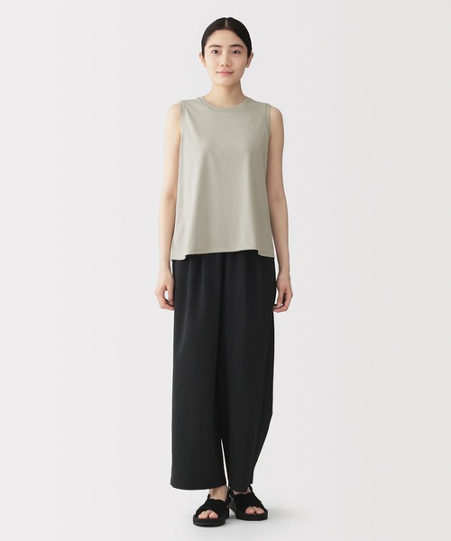 無印良品(ムジルシリョウヒン)の「婦人 UVカット吸汗速乾スリーブレスTシャツ(Tシャツ/カットソー・レディース・サンドベージュ/オフホワイト/ライトブルー/ブラック・S/M/L/XL)」の17枚目の写真