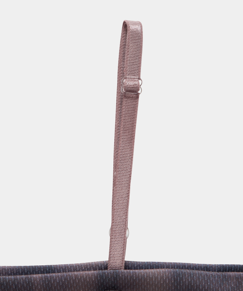 ETRE AU SOMMET(エトレオソメ)の「Side Cut-Out Mini One-Piece (Brown)(ワンピース・レディース・ダークブラウン・1/2)」の7枚目の写真