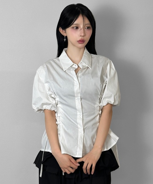 FOLLOWIN（フォロウィン）の「ドローストリングサイドギャザーシャツトップス（シャツ/ブラウス・レディース・ホワイト/ブラック・FREE）」の8枚目の写真