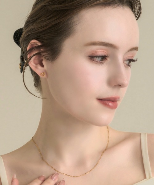muku(ムク)の「PIERCE/HEART BREZEL(ピアス(両耳用)・レディース・シルバー/ゴールド・FREE)」の12枚目の写真