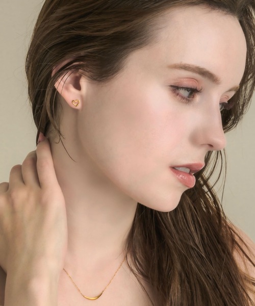 muku(ムク)の「PIERCE/HEART BREZEL(ピアス(両耳用)・レディース・シルバー/ゴールド・FREE)」の8枚目の写真