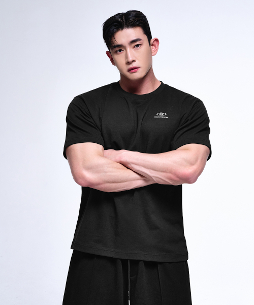BORN TO WIN（ボーントゥウィン）の「[2 PACK] ESSENTIAL PACK REGULAR FIT T-SHIRTS [BLACK WHITE]（Tシャツ/カットソー・メンズ・その他・1/2/3/4）」の2枚目の写真
