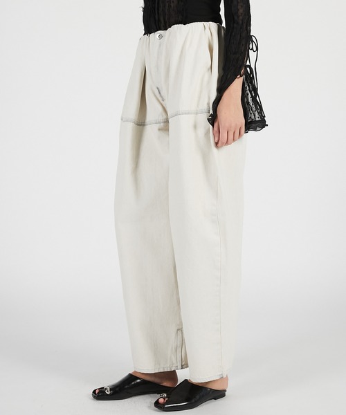 PRANK PROJECT（プランクプロジェクト）の「【2026Summer Pre-Order】ペグトップデニムパンツ / Peg-Top Denim Pants（デニムパンツ・レディース・ホワイト/ピンク/ブルー・36/38）」の16枚目の写真