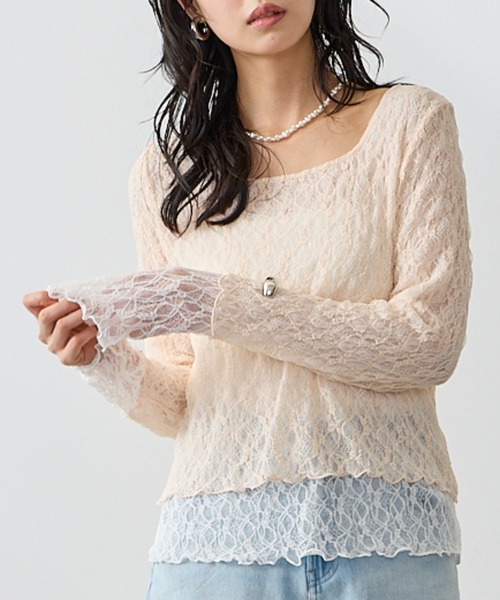 Anclear oui(アンクリアウィ)の「リバーシブルレーススクエアネックプルオーバー(Tシャツ/カットソー・レディース・White/サックスブルー系/PINK/Moca/Black・F)」の13枚目の写真