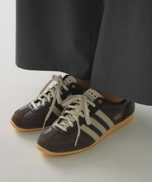 adidas(アディダス)の「adidas / JAPAN W(スニーカー・レディース・ダークブラウン/イエロー・24.5cm/24.0cm/23.5cm/23.0cm/25.0cm)」の12枚目の写真