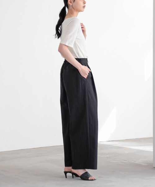 for/c（フォーシー）の「[低身長/高身長向けサイズ有]タックストレートパンツ【サスティナブル】（スラックス・レディース・ブラック/ベージュ・TM/LL/L/M/PM）」の11枚目の写真