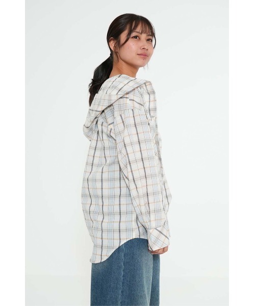 HEART MARKET（ハートマーケット）の「フード付きシャツチュニック（シャツ/ブラウス・レディース・ベージュ/ライトベージュ/ナチュラル・FREE）」の16枚目の写真