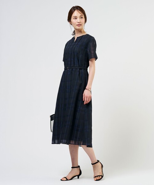 J.PRESS(ジェイプレス)の「シャドーチェック ワンピース(ワンピース・レディース・ネイビー系/ダークブラウン系3・T13/T15)」の7枚目の写真