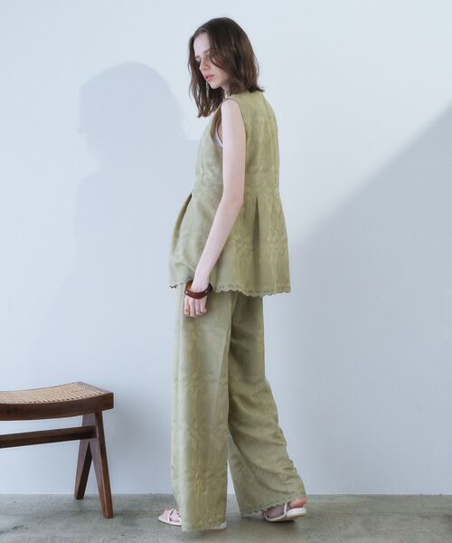 YECCA VECCA（イェッカヴェッカ）の「刺繍ワイドパンツ【セットアップ対応】（その他パンツ・レディース・ブラック/ベージュ・M/S）」の18枚目の写真