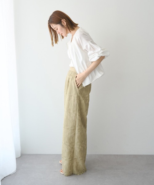 YECCA VECCA（イェッカヴェッカ）の「刺繍ワイドパンツ（その他パンツ・レディース・ブラック/ベージュ・M/S）」の12枚目の写真