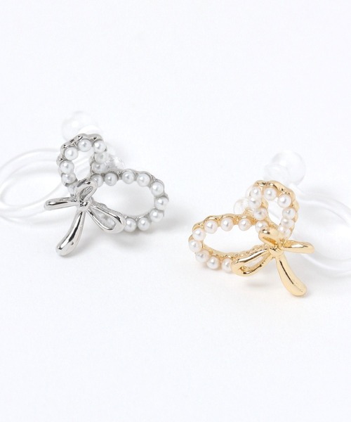 LAKOLE(ラコレ)の「スランテッドリボンノンホールピアス / 663755(ピアス(両耳用)・レディース・その他1/その他2・FREE)」の4枚目の写真