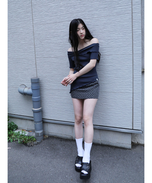 UGLY SHADOW（アグリーシャドウ）の「PIGMENT STAR MINI SKIRT(CHARCOAL)（スカート・レディース・その他・SMALL/MEDIUM）」の2枚目の写真