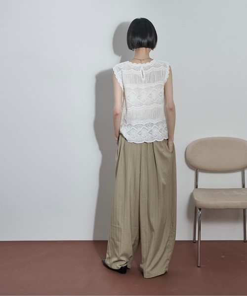 THE YOn(ザヨン)の「トーションレース刺繍ノースリブラウス(その他トップス・レディース・オフホワイト/ブラック・FREE)」の16枚目の写真