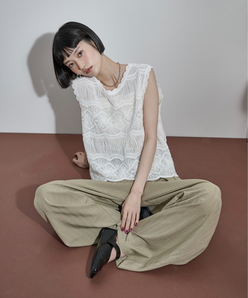 THE YOn(ザヨン)の「トーションレース刺繍ノースリブラウス(その他トップス・レディース・オフホワイト/ブラック・FREE)」の19枚目の写真