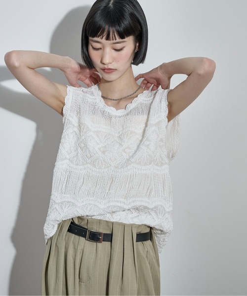 THE YOn(ザヨン)の「トーションレース刺繍ノースリブラウス(その他トップス・レディース・オフホワイト/ブラック・FREE)」の8枚目の写真