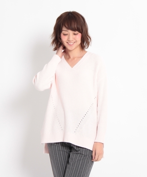 HusHusH（ハッシュアッシュ）の「Vネックニットプルオーバー（ニット/セーター・レディース・ブルー/グリーン/ピンク/ホワイト・03/02）」の6枚目の写真