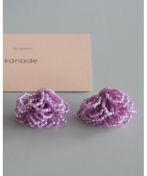 tone(トーン)の「【kanade】ふわふわビーズピアス(MA)(ピアス(両耳用)・レディース・パープル/クリア・FREE)」の5枚目の写真