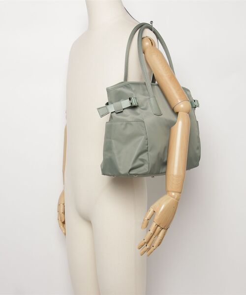 MAISON mou（メゾンムー）の「【 NATURAL BEAUTY BAG & WALLET 】 ミラ トートバッグ A4収納 撥水（トートバッグ・レディース・グリーン/ブラック/ベージュ・FREE）」の7枚目の写真