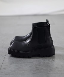 ATMARK（アットマーク）の「《3サイズ展開　/　UNISEX　》トライアングルトゥ　サイドゴアブーツ（ブーツ）」