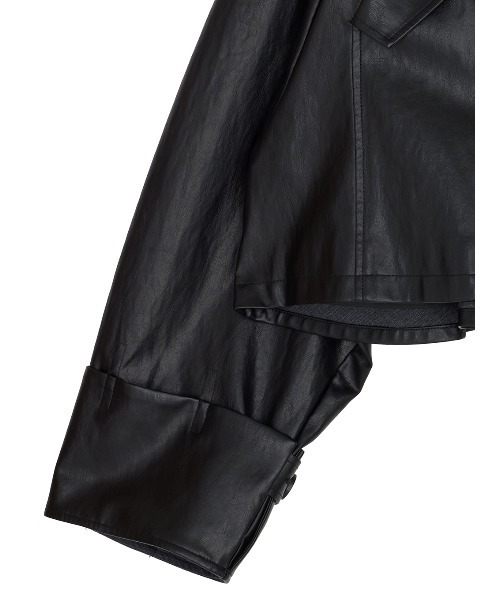 Ameri（アメリ）の「DRAWSTRING YOKE SYNTHETIC LEATHER SHORT COAT（トレンチコート・レディース・ブラウン/ブラック・SMALL/MEDIUM）」の20枚目の写真