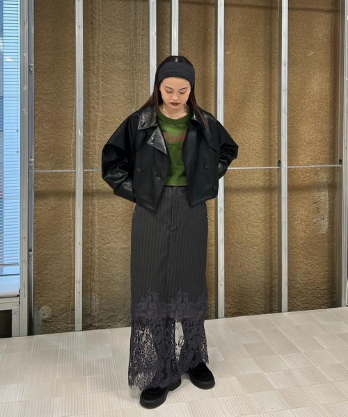 Ameri（アメリ）の「DRAWSTRING YOKE SYNTHETIC LEATHER SHORT COAT（トレンチコート・レディース・ブラウン/ブラック・SMALL/MEDIUM）」の11枚目の写真