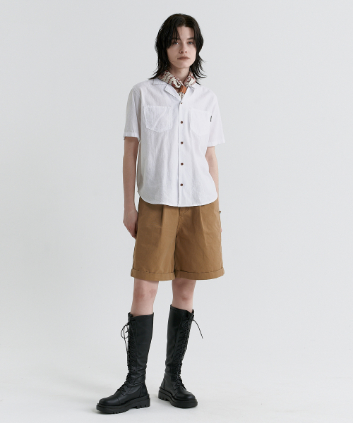 MAGOODGAN(メックウッドガン)の「フラワー4965 ワンタック ベージュ ターンアップ バミューダショーツパンツ(その他パンツ・レディース・その他・X-SMALL/SMALL/MEDIUM)」の2枚目の写真