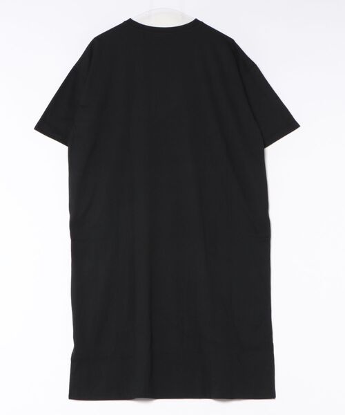 zootie(ズーティー)の「URBAN PLUS TEEワンピース(ワンピース・レディース・ブラック/グレイッシュブルー/ライトブルー/テラコッタ/ダークグリーン/チャコール/アイボリー/ネイビー/オフホワイト/グレイッシュベージュ/ブラウン系その他/ライトベージュ/スモークピンク・マキシ丈/ミモレ丈)」の20枚目の写真