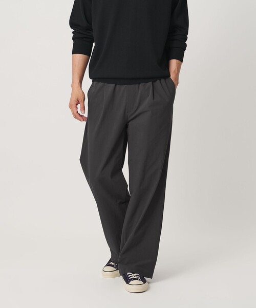 BEAUTY&YOUTH UNITED ARROWS(ビューティーアンドユースユナイテッドアローズ)の「360°MASTER 1プリーツ ストレート イージーパンツ NO.8 セットアップ対応 撥水 ストレッチ ウォッシャブル(その他パンツ・メンズ・ブラック/ダークブラウン/ダークグレー・M/S/XL/L)」の2枚目の写真