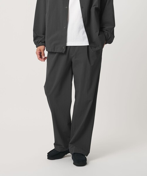 BEAUTY&YOUTH UNITED ARROWS(ビューティーアンドユースユナイテッドアローズ)の「360°MASTER 1プリーツ ストレート イージーパンツ NO.8 セットアップ対応 撥水 ストレッチ ウォッシャブル(その他パンツ・メンズ・ブラック/ダークブラウン/ダークグレー・M/S/XL/L)」の11枚目の写真