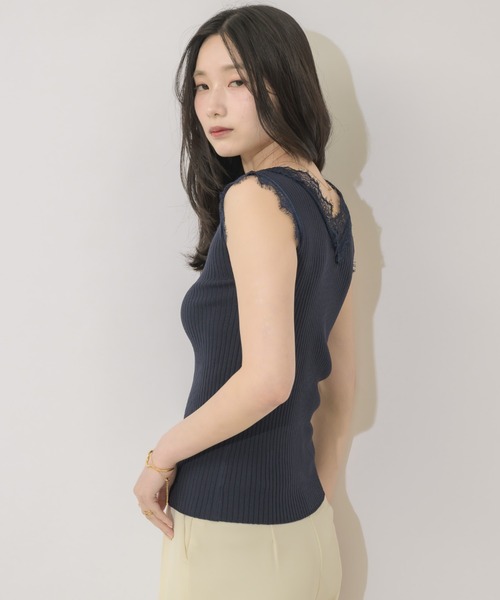 NEUNA(ヌナ)の「【肌見せも自信に変える】レースリブタンク(タンクトップ・レディース・ネイビー/イエロー/アイボリー・FREE)」の18枚目の写真