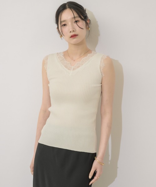 NEUNA(ヌナ)の「【肌見せも自信に変える】レースリブタンク(タンクトップ・レディース・ネイビー/イエロー/アイボリー・FREE)」の12枚目の写真