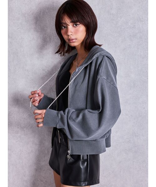 GYDA(ジェイダ)の「bijou string ZIP UPスウェットパーカー(パーカー・レディース・チャコールグレー/ブラック/オフホワイト・FREE)」の15枚目の写真