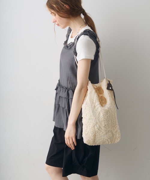 Crisp(クリスプ)の「paisley mesh tote bag / ペイズリーメッシュトートバッグ(トートバッグ・レディース・アイボリー・FREE)」の2枚目の写真