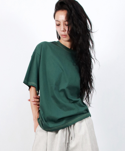 DEMARC（ドゥマーク）の「OUTSTITCH BOXY SHORT SLEEVE TEE - khaki（Tシャツ/カットソー・レディース・その他・MEDIUM/LARGE）」の6枚目の写真