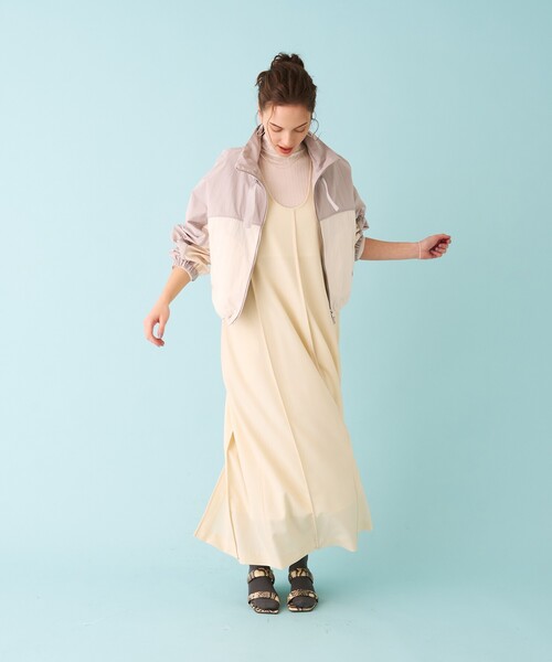 DESIGNWORKS(デザインワークス)の「サマーウールフォルムワンピース(ワンピース・レディース・クリーム/ブラック・38)」の3枚目の写真