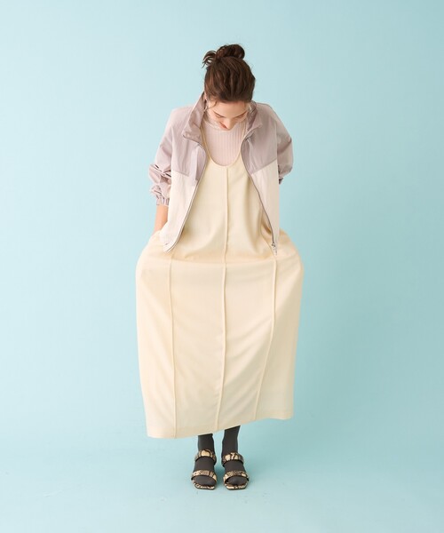 DESIGNWORKS(デザインワークス)の「サマーウールフォルムワンピース(ワンピース・レディース・クリーム/ブラック・38)」の16枚目の写真