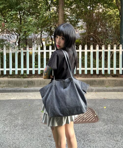DAUSPICE(ディーオスピス)の「(DUC) BB Layered One-Shoulder T-Shirt Black(Tシャツ/カットソー・レディース・ブラック・ONE SIZE)」の3枚目の写真