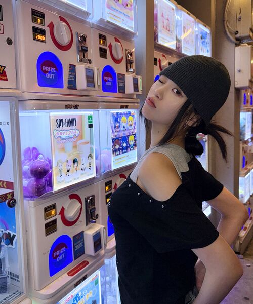 DAUSPICE(ディーオスピス)の「(DUC) BB Layered One-Shoulder T-Shirt Black(Tシャツ/カットソー・レディース・ブラック・ONE SIZE)」の14枚目の写真